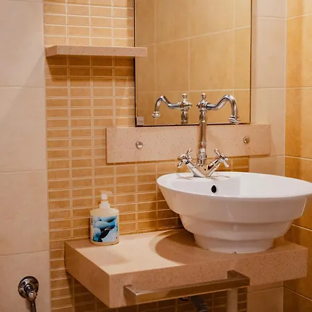 Domus Polymnia, Hospitality At Its Best! Spilion